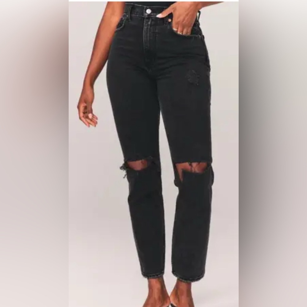 Abercrombie & Fitch 90s Straight Leg high rise‎ Jeans. Curve love Women size 25.